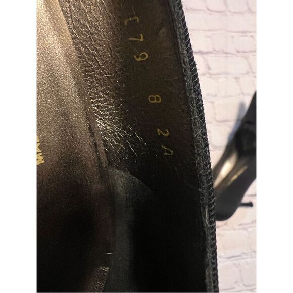 Ferragamo Size 8 Bow Front Pump Heels Black Pointed Toe Dressy Classic Old Money - Picture 16 of 16